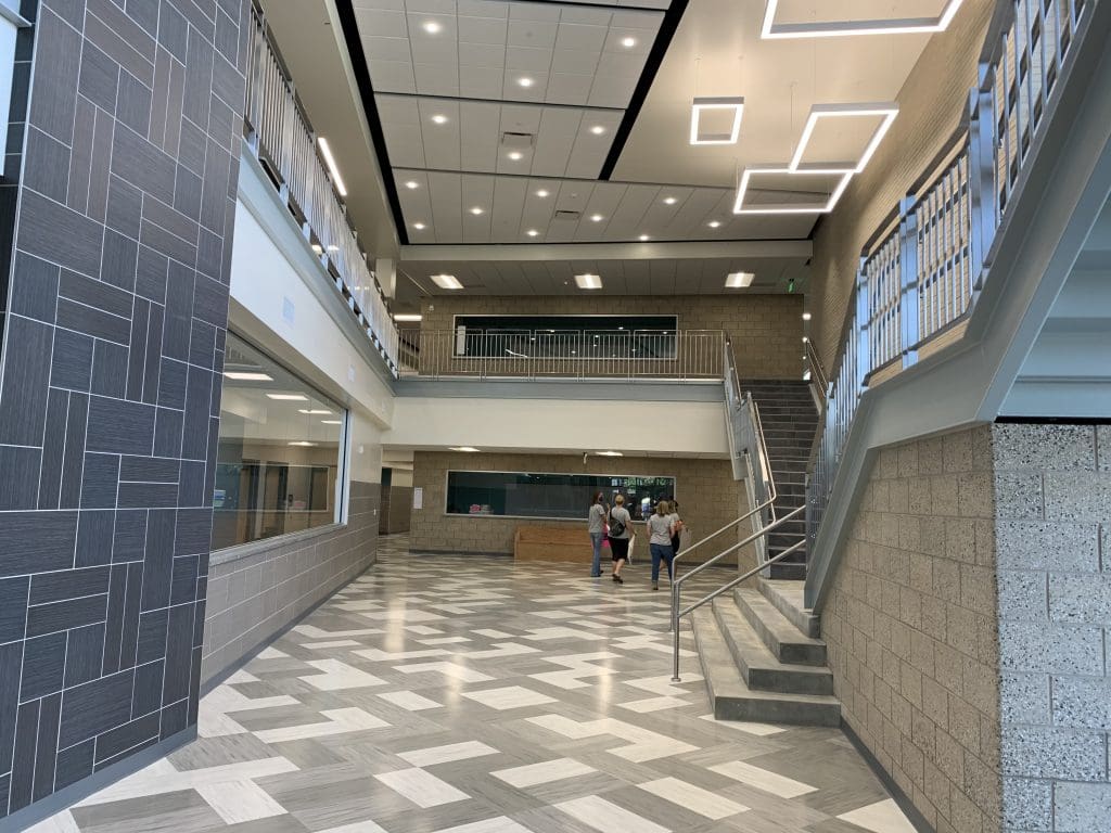 Midvalley Elementary Jr. Huskies Excited to Start Year in New Building ...